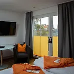 H&h Im Herzen Der Stadt Super Zentral Ruhig Mit Kochnischen Balkon Oder Empore Apartamento Greifswald