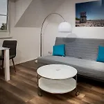 H&h Im Herzen Der Stadt Super Zentral Ruhig Mit Kochnischen Balkon Oder Empore *