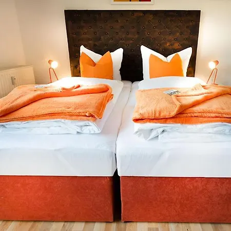 H&h Im Herzen Der Stadt Super Zentral Ruhig Mit Kochnischen Balkon Oder Empore Greifswald