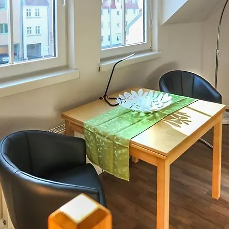 Apartment H&h Im Herzen Der Stadt Super Zentral Ruhig Mit Kochnischen Balkon Oder Empore *