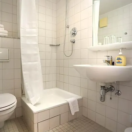 Appartement H&h Im Herzen Der Stadt Super Zentral Ruhig Mit Kochnischen Balkon Oder Empore *