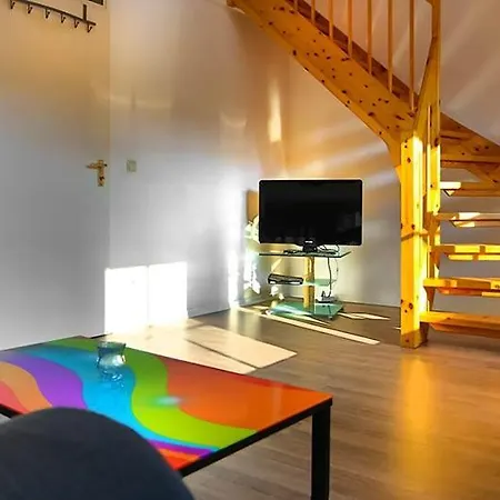 H&h Im Herzen Der Stadt Super Zentral Ruhig Mit Kochnischen Balkon Oder Empore Apartament