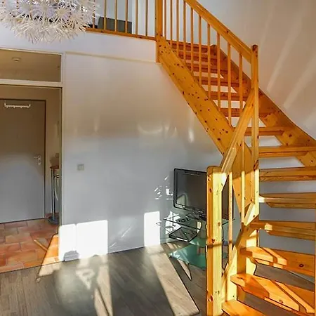 Apartamento H&h Im Herzen Der Stadt Super Zentral Ruhig Mit Kochnischen Balkon Oder Empore Greifswald