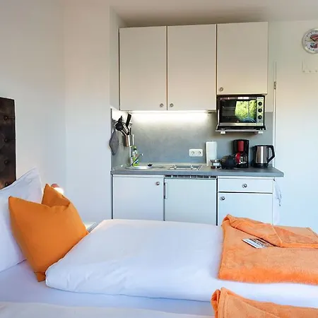 Appartement H&h Im Herzen Der Stadt Super Zentral Ruhig Mit Kochnischen Balkon Oder Empore Greifswald