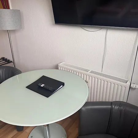 H&h Im Herzen Der Stadt Super Zentral Ruhig Mit Kochnischen Balkon Oder Empore * Greifswald