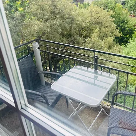 H&h Im Herzen Der Stadt Super Zentral Ruhig Mit Kochnischen Balkon Oder Empore * Greifswald