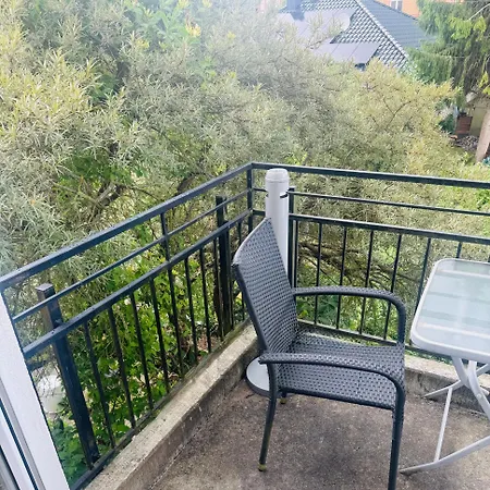 H&h Im Herzen Der Stadt Super Zentral Ruhig Mit Kochnischen Balkon Oder Empore Apartmán Greifswald